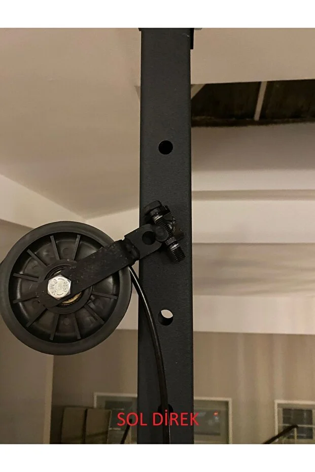 Lat & Row Eklentili Squat Rack Cable Crossover Fly Çalışma İstasyonu